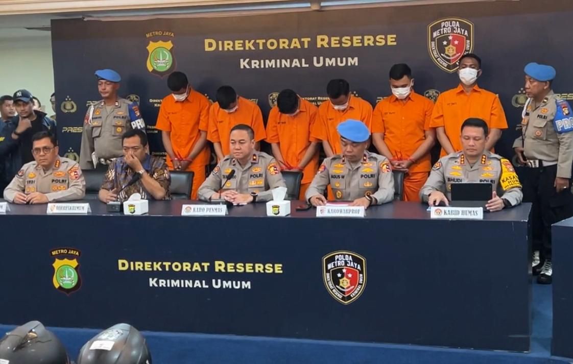 Konferensi pers kasus tewasnya matel di Kalibata, Jakarta Selatan.  <b>(NTVNews.id)</b>