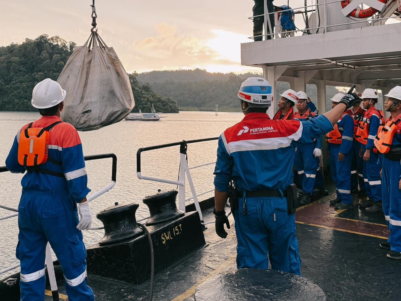Subholding Integrated Marine Logistics melalui PT Pertamina Trans Kontinental (PTK) mengambil langkah strategis dalam percepatan pemulihan bencana banjir dan longsor di Sumatra.