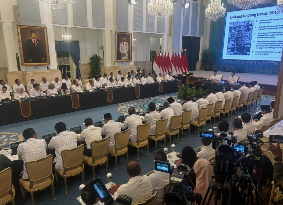 Presiden Prabowo Subianto Pimpin Langsung Sidang Kabinet Paripuna di Istana Negara <b>(NTVnews.id)</b>