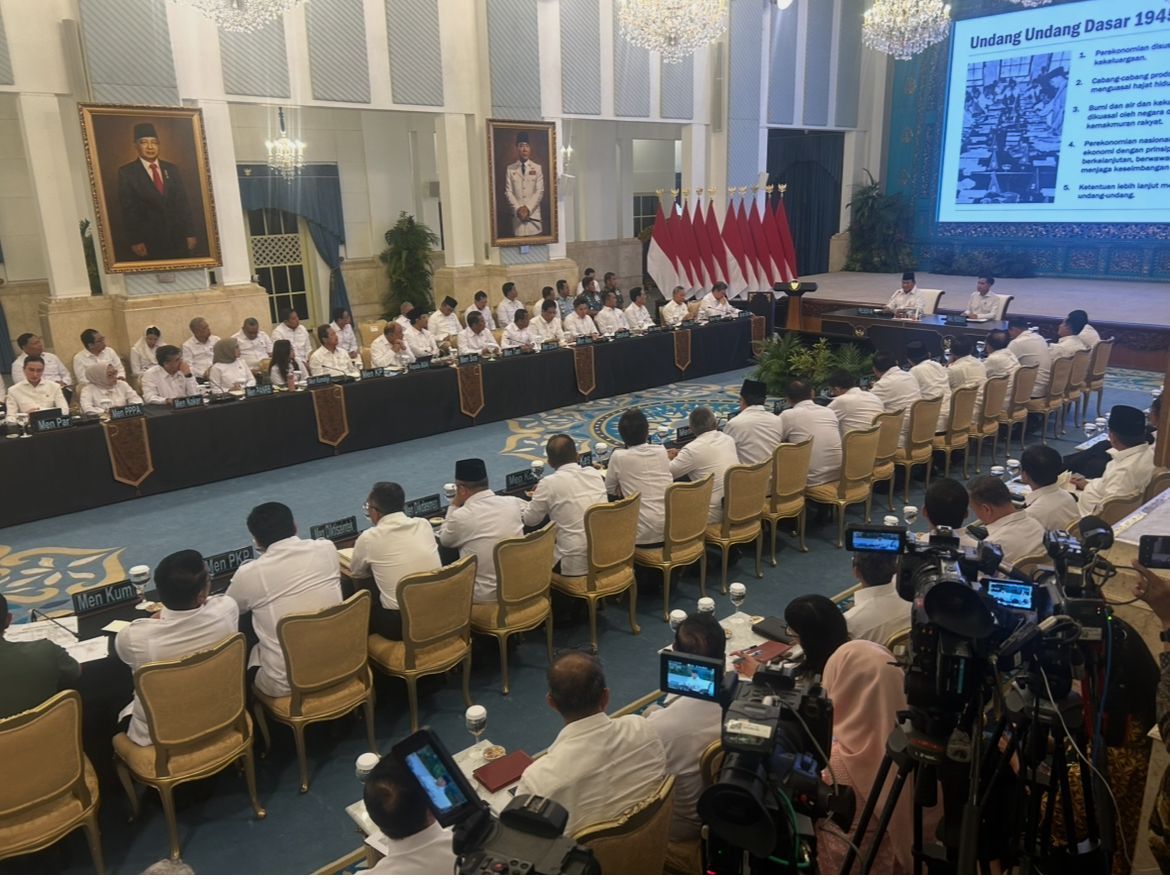 Presiden Prabowo Subianto Pimpin Langsung Sidang Kabinet Paripuna di Istana Negara <b>(NTVnews.is)</b>