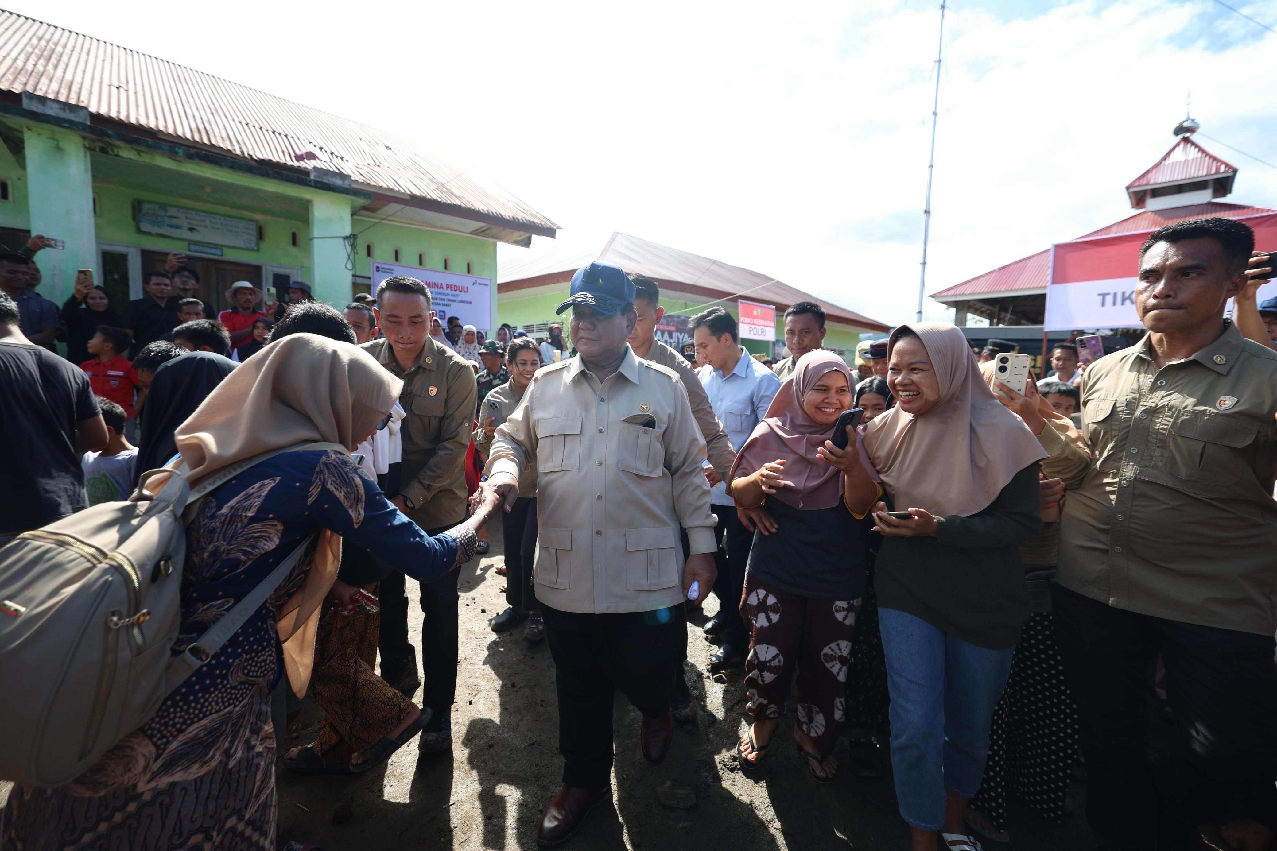 Presiden RI Prabowo Subianto tiba di Posko Pengungsian  <b>(Istimewa)</b>