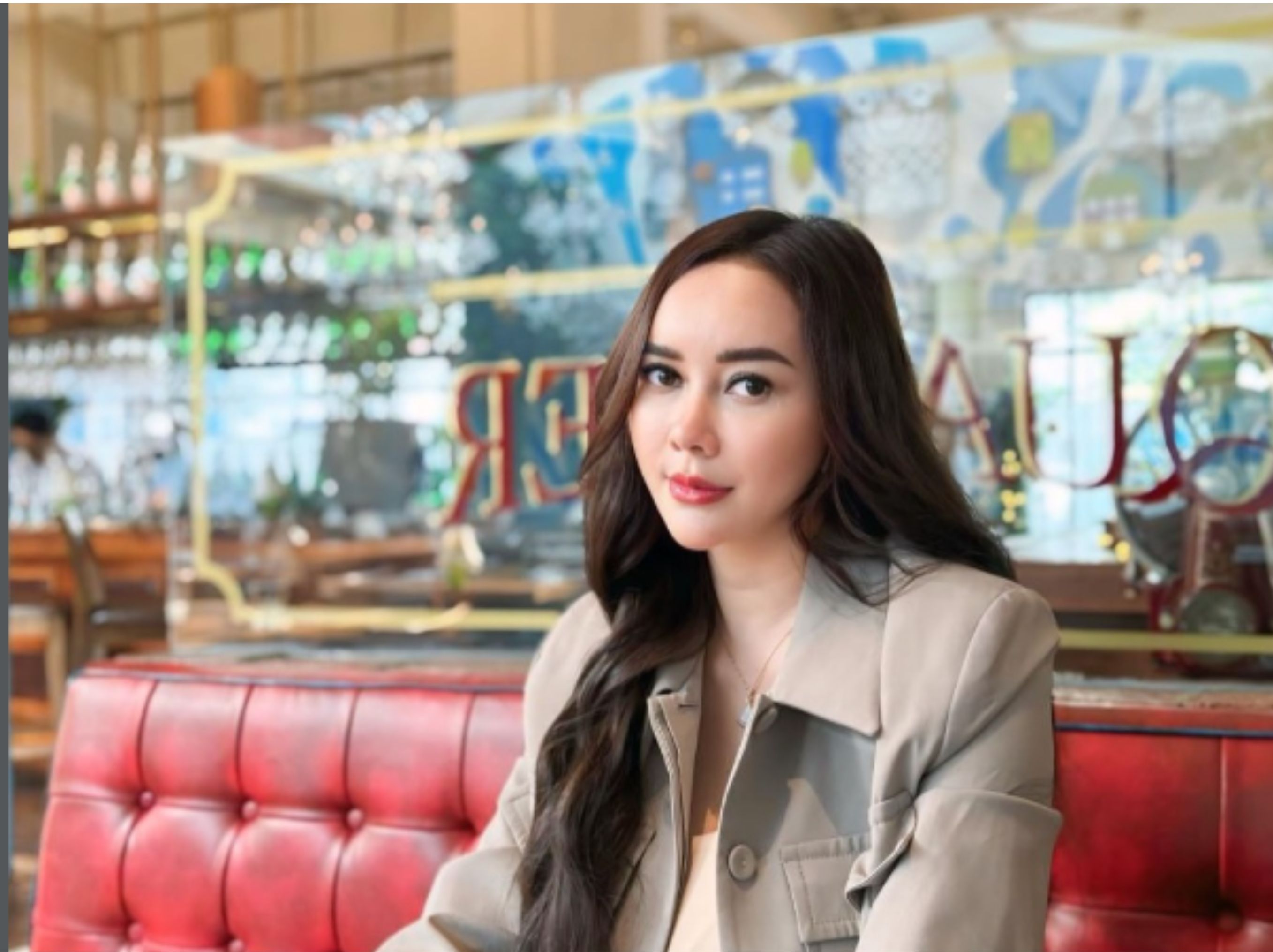 Aura Kasih <b>(IG AURA KASIH)</b>