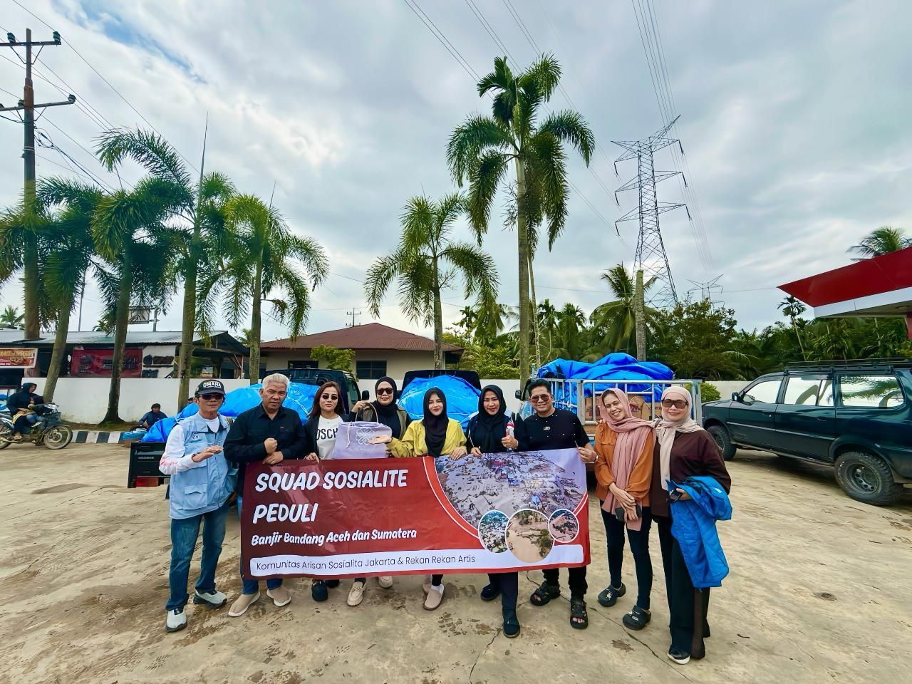 Novi Rizki dan Squad Sosialite Peduli di ACEH dan SUMATERA UTARA <b>(dok novi rizki)</b>