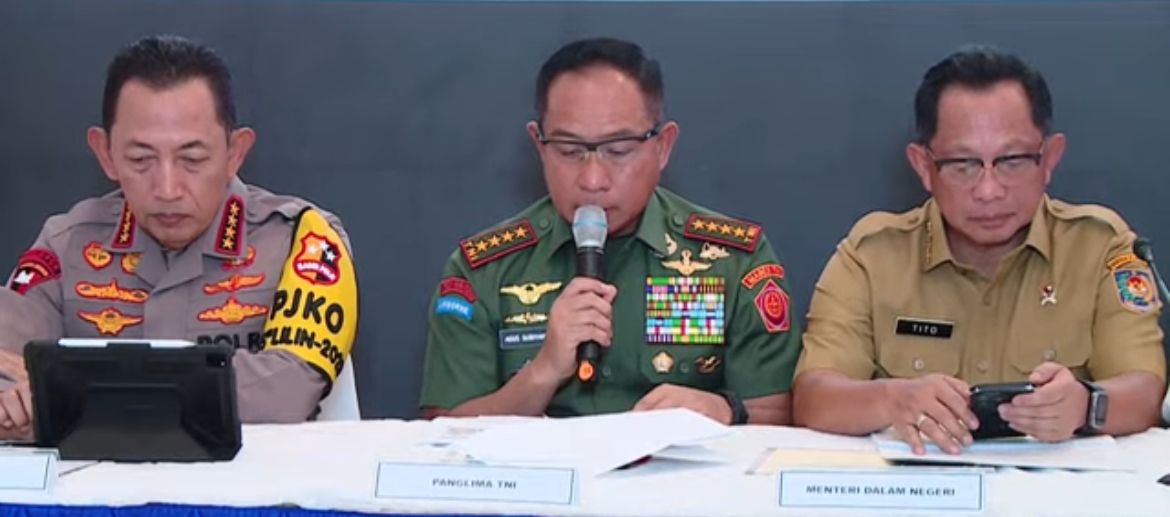 Konferensi Pers Pemulihan dan Rencana Strategis Pasca  Bencana Sumatera Jelang Akhir Tahun di Posko Terpadu Lanud Halim Perdanakusuma, Jakarta <b>(NTVnews)</b>