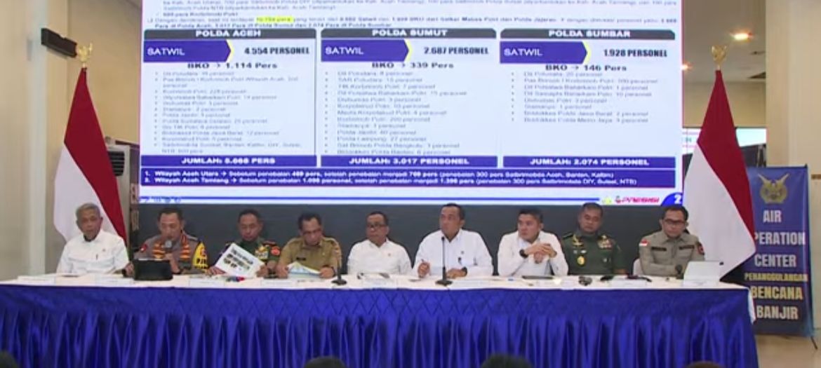 Konferensi Pers Pemulihan dan Rencana Strategis Pasca  Bencana Sumatera Jelang Akhir Tahun di Posko Terpadu Lanud Halim Perdanakusuma, Jakarta <b>(Istimewa)</b>