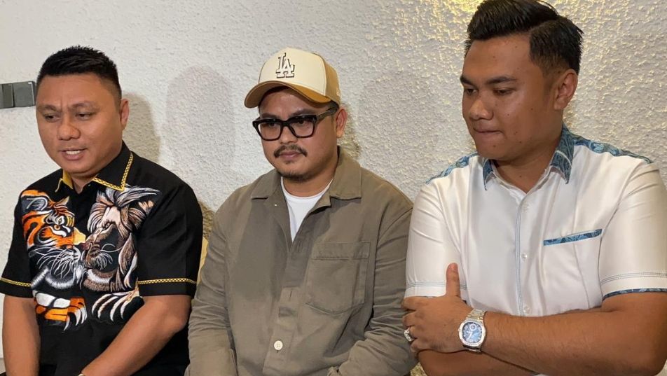 Rully Anggi Akbar  <b>(NTVNews)</b>