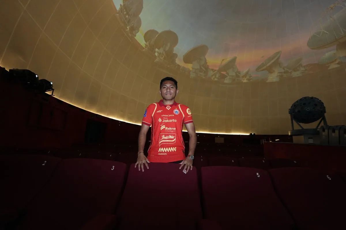 Persija Jakarta resmi mengumumkan kedatangan Fajar Fathurrahman, Kamis, 15 Januari 2026, sebagai rekrutan pertama mereka di putaran kedua BRI Super League 2025/2026. Datang dari Borneo FC, Fajar dikontrak Macan Kemayoran dengan durasi 3,5 musim. (ANT <b>(Antara)</b>