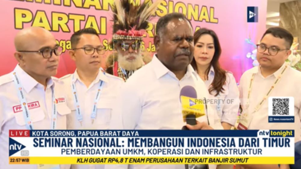 Ketua Panitia Natal  Gerindra 2025/Gubernur Papua Barat Elisa Kambu 