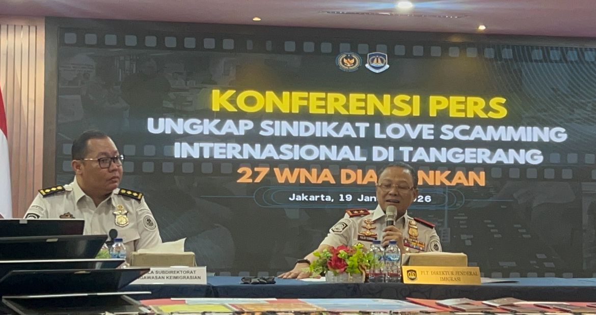 Imigrasi Ringkus 27 WNA RRT Diduga Terlibat Sindikat Love Scamming Internasional di Tangerang <b>(NTVnews)</b>