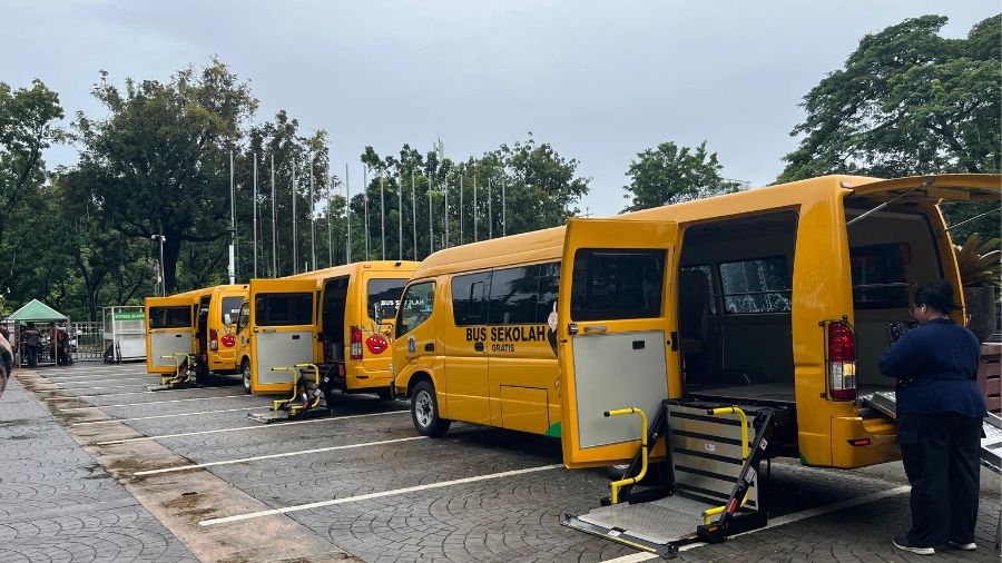 Bus sekolah ramah disabilitas DKI <b>(Ntvnews.id/Adiansyah)</b>