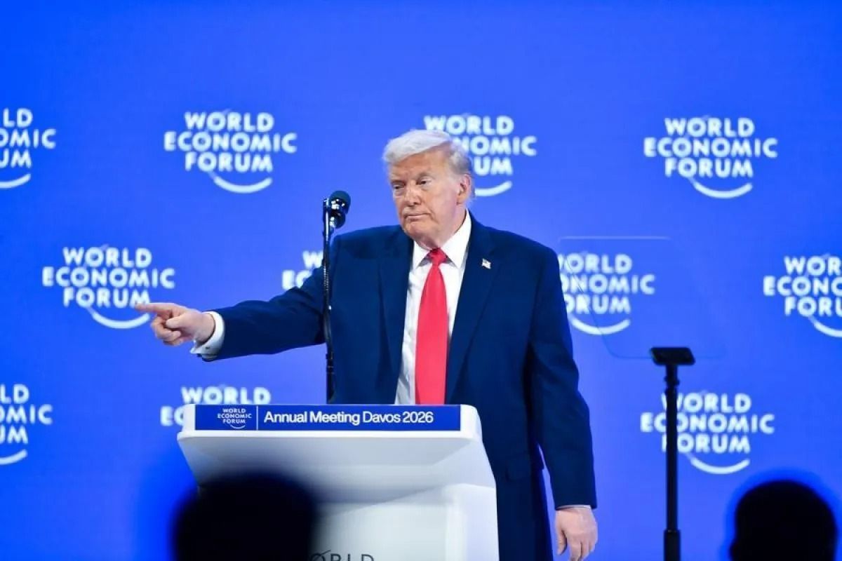 Presiden Amerika Serikat Donald Trump berpidato di acara tahunan World Economic Forum di Davos, Swis, pada 21 Januari 2026. (ANTARA/Xinhua/Lian Yi) <b>(Antara)</b>