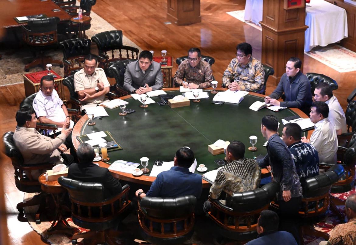 Prabowo Subianto menggelar pertemuan dengan sejumlah anggota Kabinet Merah Putih di kediamannya di Hambalang, Bogor <b>(Istimewa)</b>
