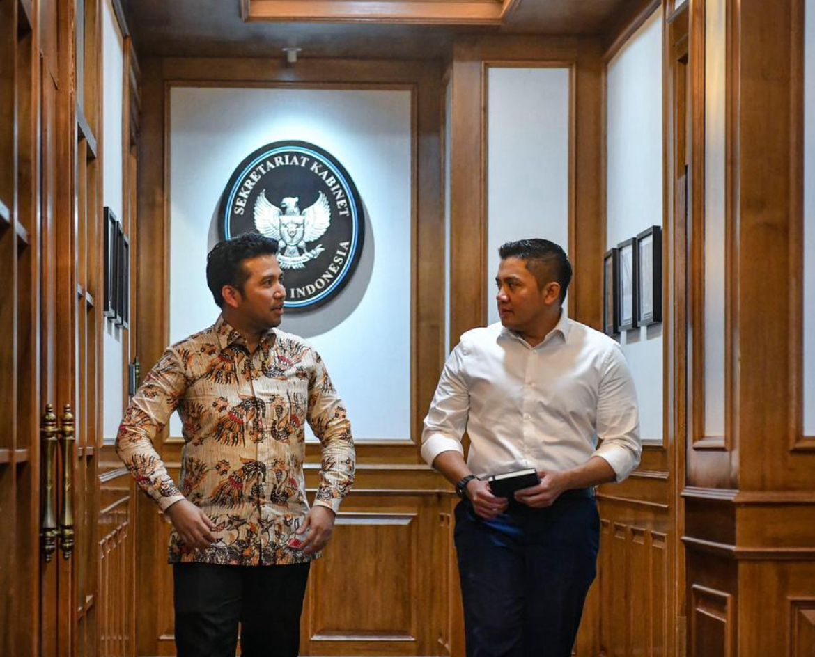 Sekretaris Kabinet Teddy Indra Wijaya menerima kunjungan Wakil Gubernur Jawa Timur Emil Elestianto Dardak di Kantor Sekretariat Kabinet <b>(Istimewa)</b>