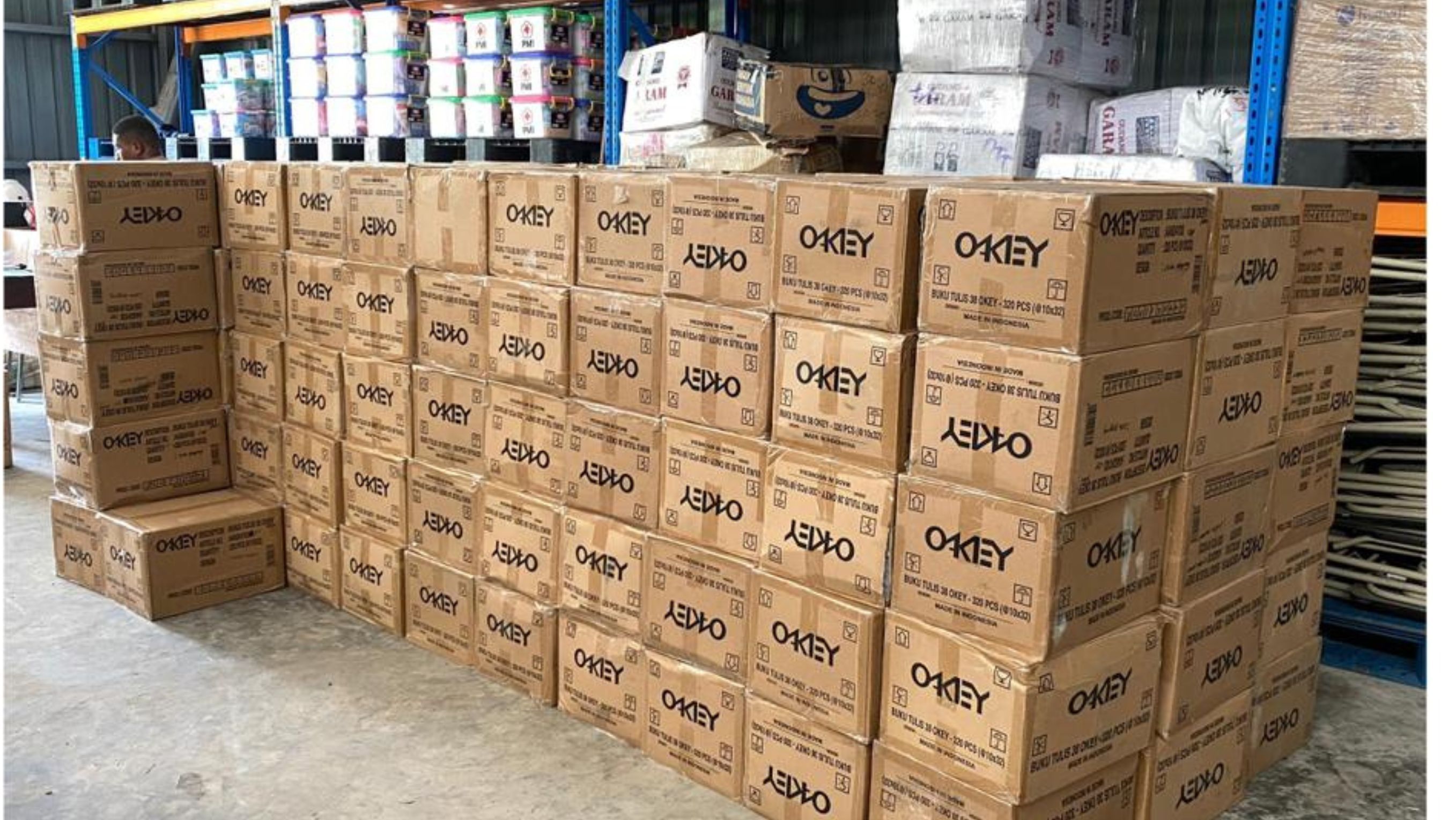 PMI Salurkan 50 Ribu Buku Tulis dan 25 Ribu Pulpen untuk Sekolah di Nusa Tenggara Timur <b>(PMI)</b>