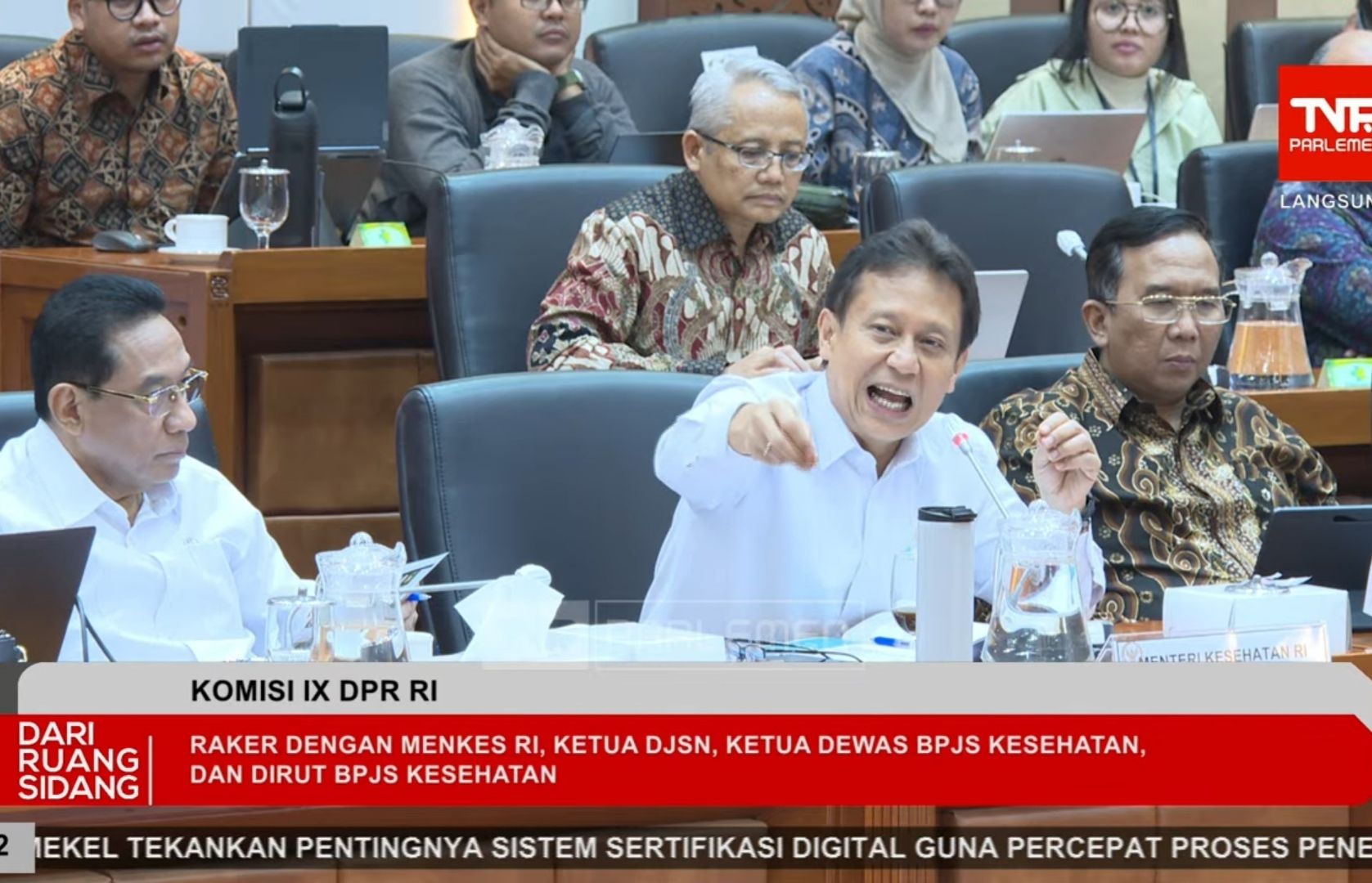 Menkes Budi Gunadi Sadikin saat rapat dengan Komisi IX DPR RI.  <b>(YouTube TVR Parlemen)</b>