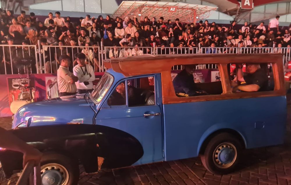 Event bertitel "Automotive Hero Day IIMS 2026" di IIMS 2026 turut menghadirkan "Oplet Si Doel". (Foto: Dok/Istimewa) 