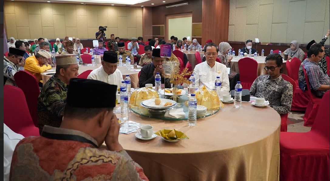 Jemaat Ahmadiyah Indonesia (JAI) bekerja sama dengan komunitas Gusdurian Makassar dan Jalin Harmoni Sulawesi Selatan menyelenggarakan Talkshow &amp; Roadshow Bedah Buku bertajuk  <b>(Istimewa)</b>