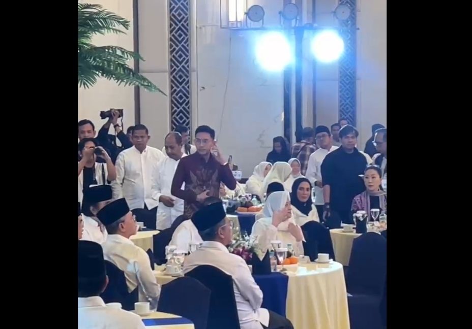 Puan Maharani, Jusuf Kalla dan Surya Paloh satu meja dalam bukber NasDem.  <b>(NTVNews.id)</b>