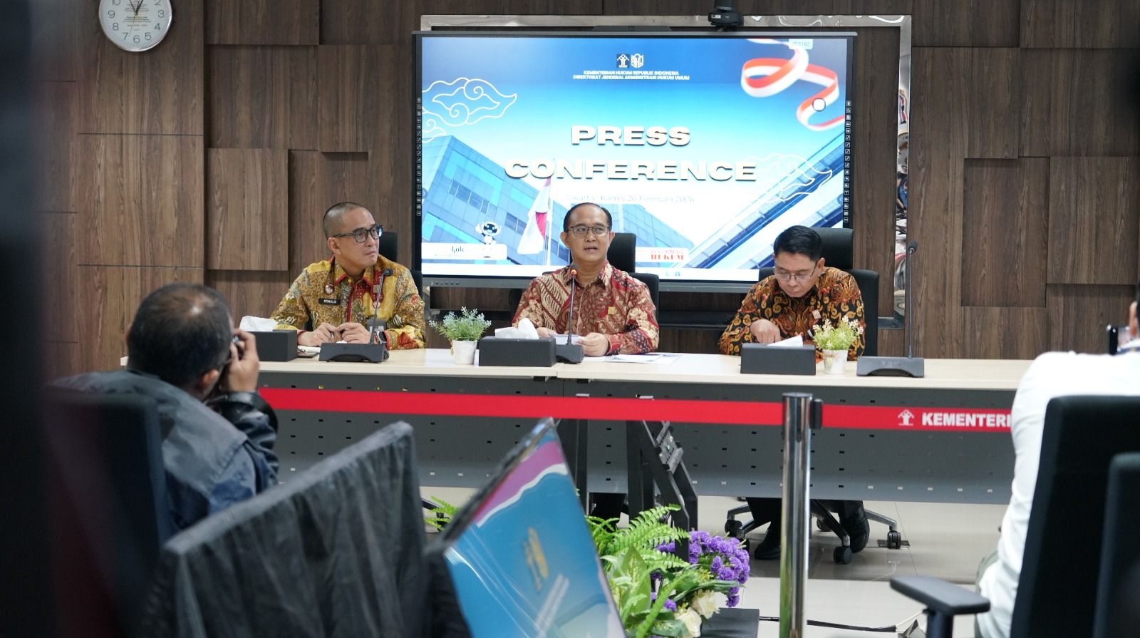 Direktur Jenderal (Dirjen) AHU, Widodo (kanan) <b>(Ist)</b>