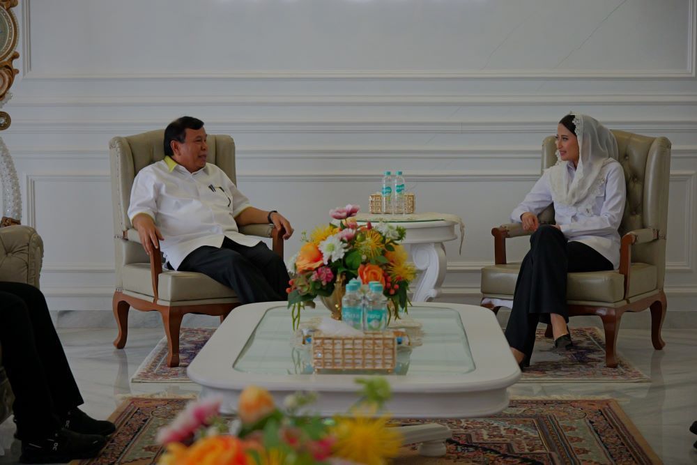 Wamendag Dyah Roro Esti Widya Putri bersama Presiden Komisaris NT Corp Nurdin Tampubolon