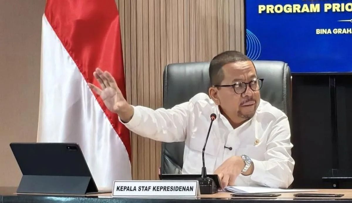 Kepala Staf Kepresidenan M. Qodari menyampaikan keterangan dalam konferensi pers di Gedung KSP, Kompleks Istana Kepresidenan, Jakarta, Rabu, 4 Maret 2026. ANTARA/Andi Firdaus/aa. <b>(Antara)</b>
