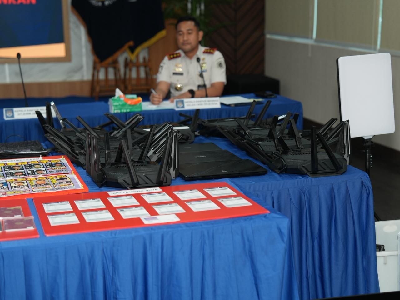 Barang bukti <b>(Imigrasi)</b>