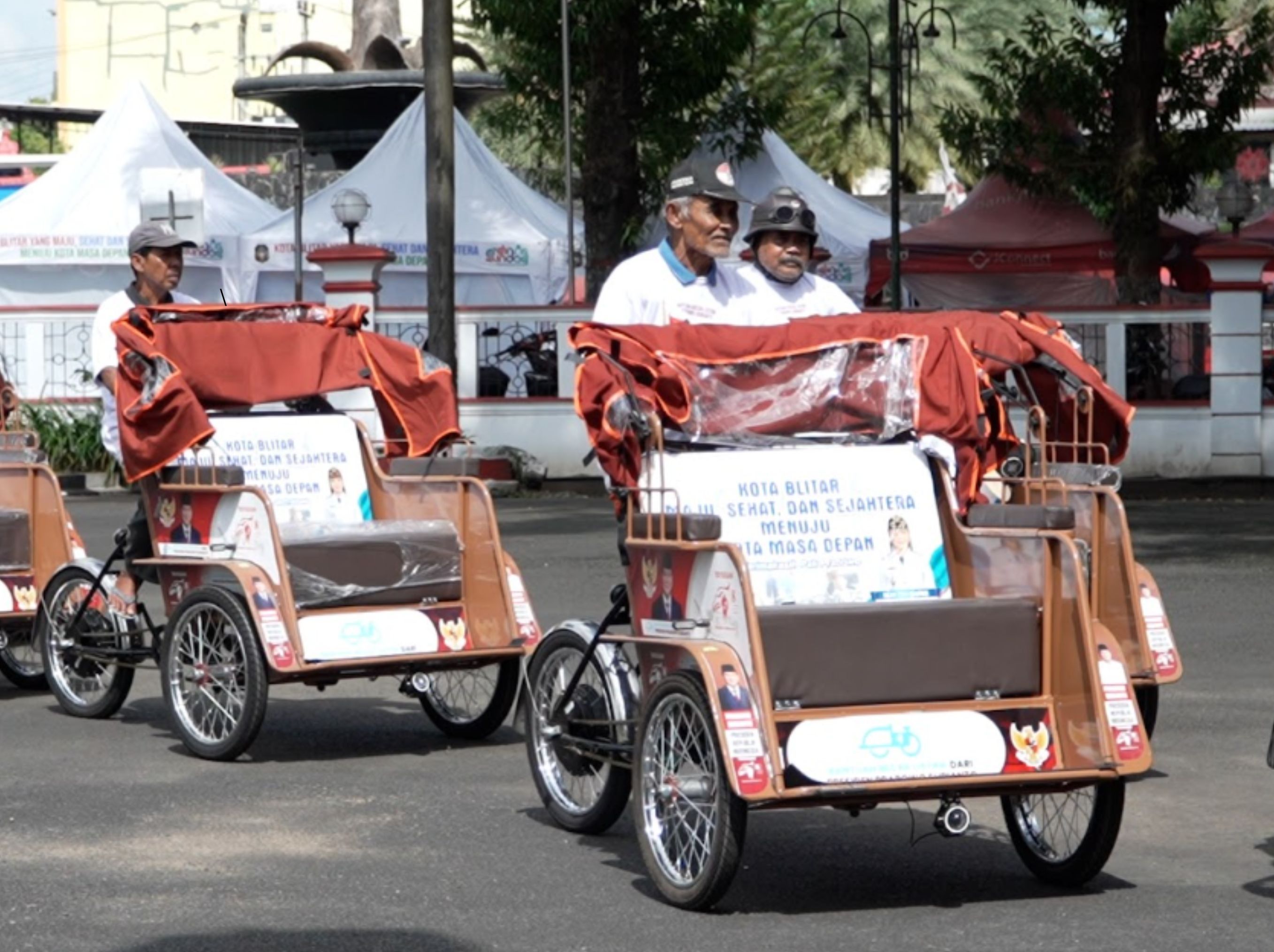 Dapat Becak Listrik dari Prabowo, Tukang Becak Lansia di Blitar Tak Lagi Nyeri Pinggang <b>(DOK BAKOM RI)</b>