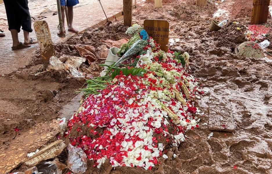 Makam Vidi Aldiano.  <b>(NTVNews.id)</b>