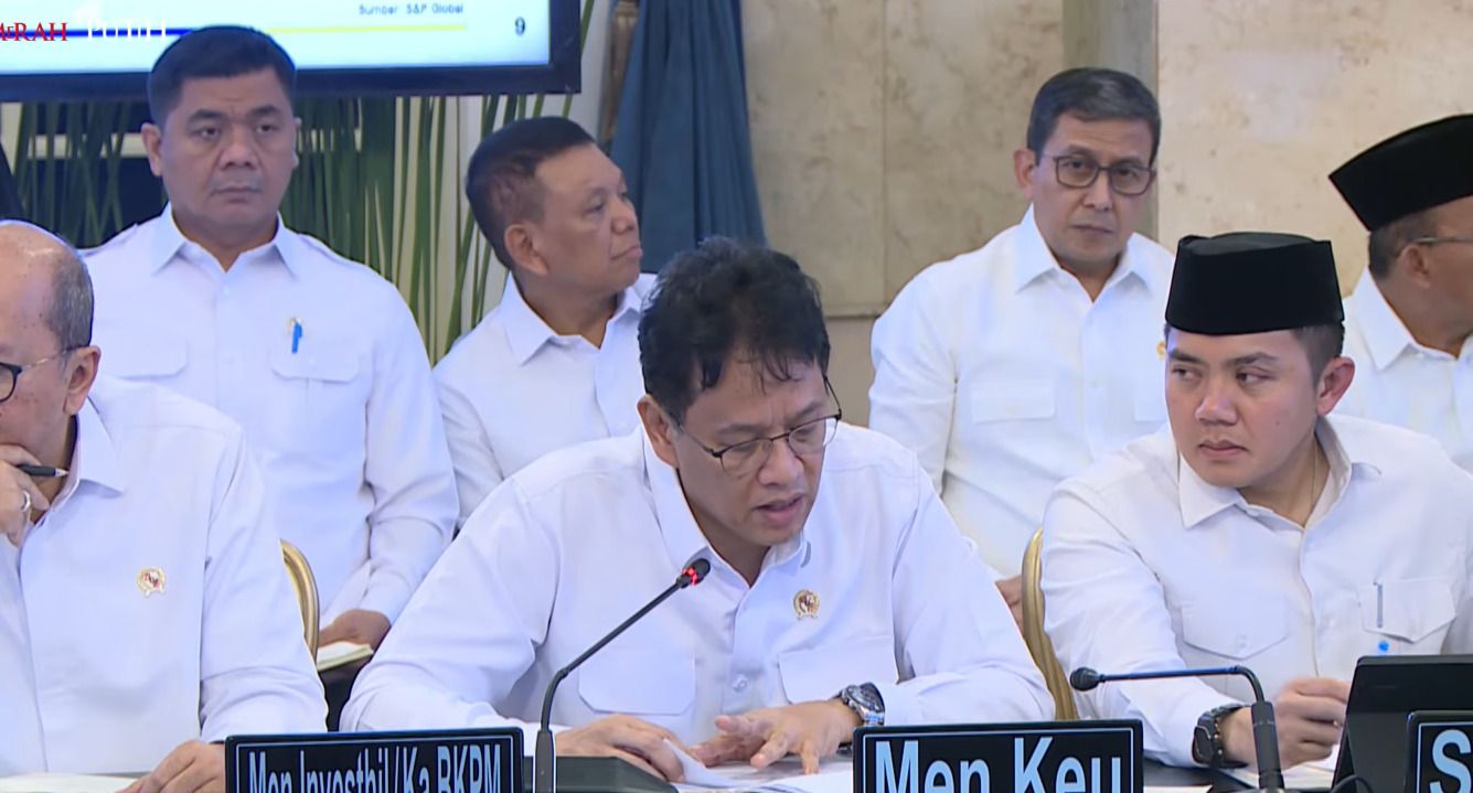 Menteri Keuangan (Menkeu) Purbaya Yudhi Sadewa merespons terkait sejumlah analis kerap memprediksi ekonomi Indonesia akan hancur ketika harga minyak melonjak tinggi. 