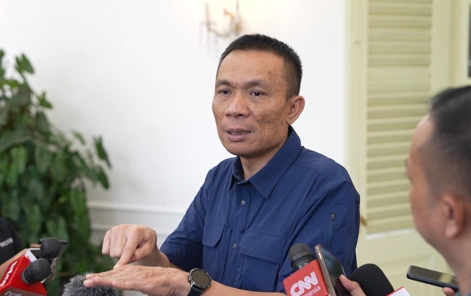 Wakil Presiden Republik Indonesia Gibran Rakabuming Raka menyampaikan tanggapan tertulis terkait permintaan maaf yang disampaikan oleh ahli digital forensik Rismon Hasiholan Sianipar kepada publik. <b>(Istimewa)</b>