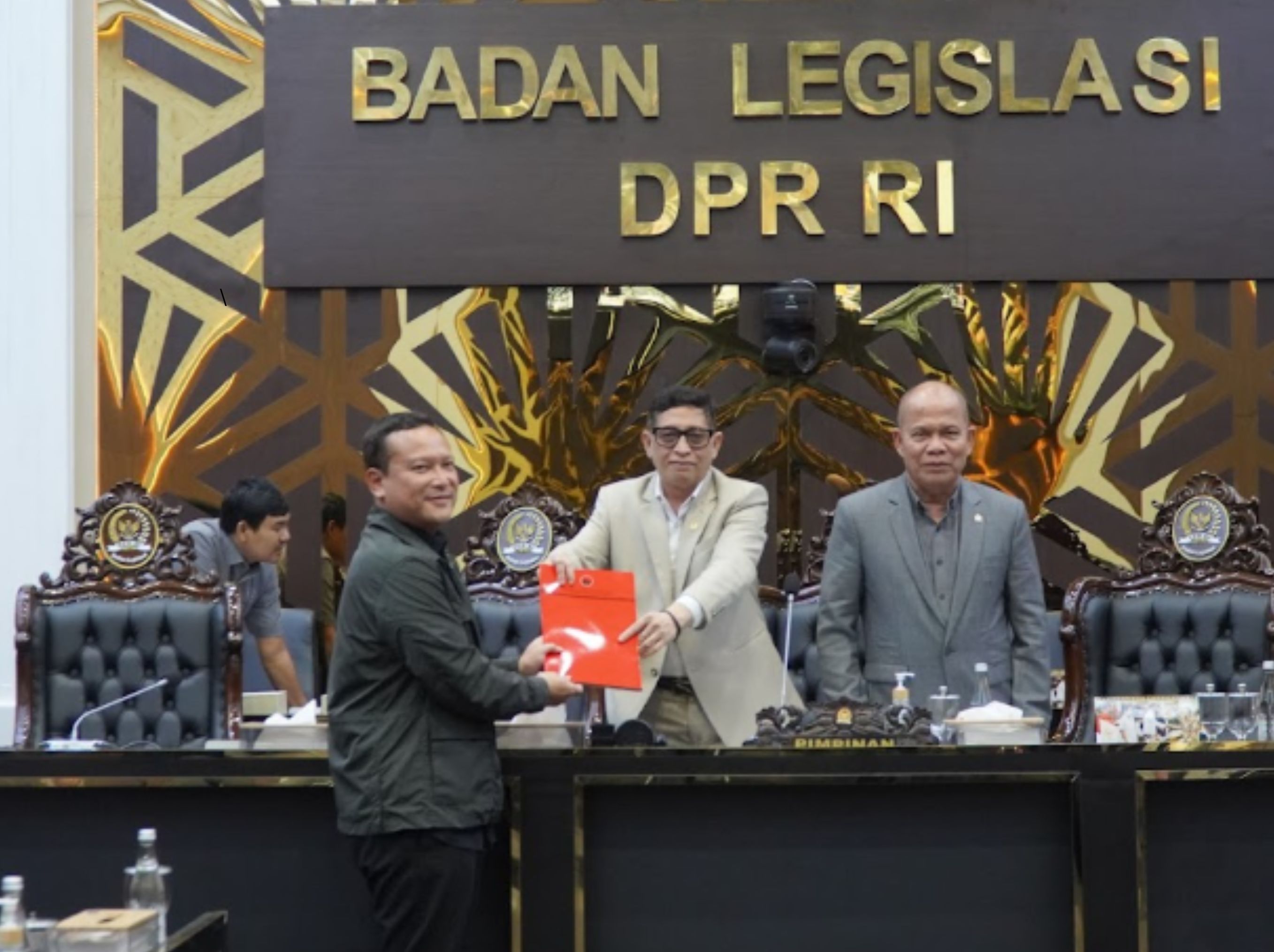 Anggota DPR RI Banyu Biru <b>(Banyu Biru)</b>