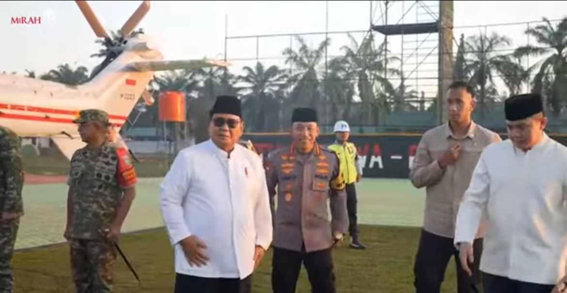 Prabowo Subianto tiba di Masjid Darussalam untuk menunaikan salat Idulfitri 1447 Hijriah, Sabtu, 21 Maret 2026 <b>(Tangkapan Layar)</b>