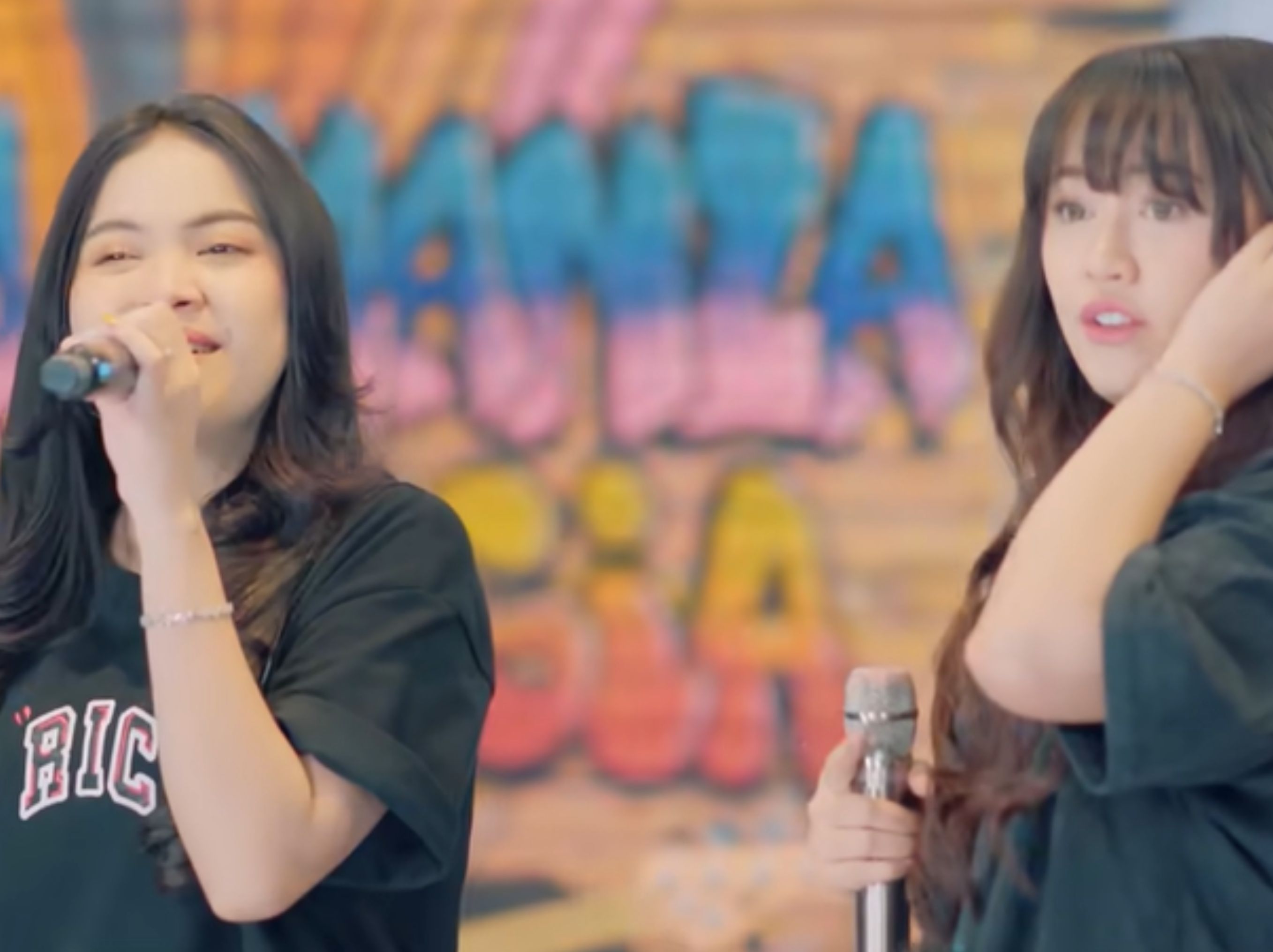 HAPPY ASMARA FT DINDA TERATU - TRESNO TEKANE MATI | NEW VERSION ( Official Live Video Royal Music ) <b>(RC MUSIC)</b>