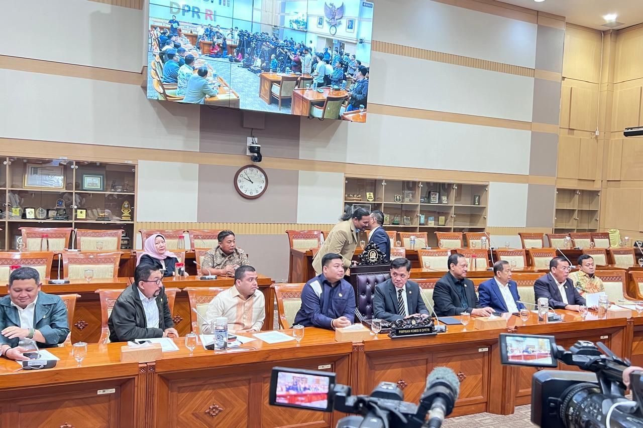 Rapat Komisi III DPR RI membahas kasus Amsal Sitepu.  <b>(NTVNews.id)</b>