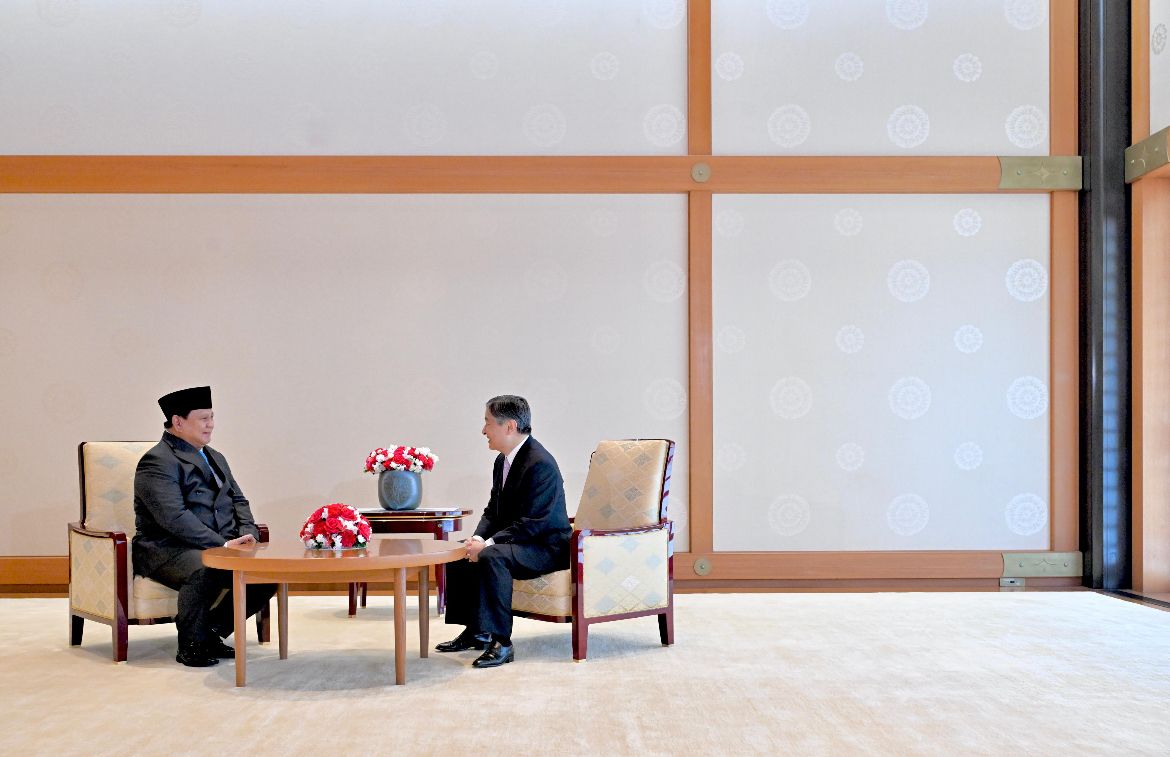 Presiden Republik Indonesia Prabowo Subianto melakukan kunjungan kehormatan kepada Kaisar Jepang Naruhito di Istana Kekaisaran Jepang, Tokyo <b>(Sekretariat Presiden)</b>