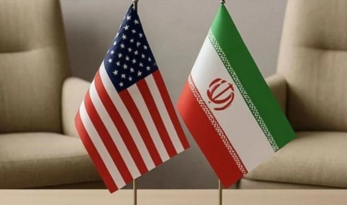 Ilustrasi - Bendera negara Iran dan Amerika Serikat. ANTARA/Anadolu Ajansi/pri. <b>(Antara)</b>