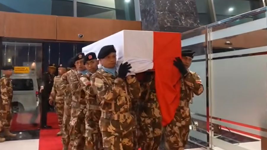 Jenazah 3 Prajurit TNI Gugur di Lebanon Tiba di Indonesia <b>(YouTube Sekretariat Presiden)</b>