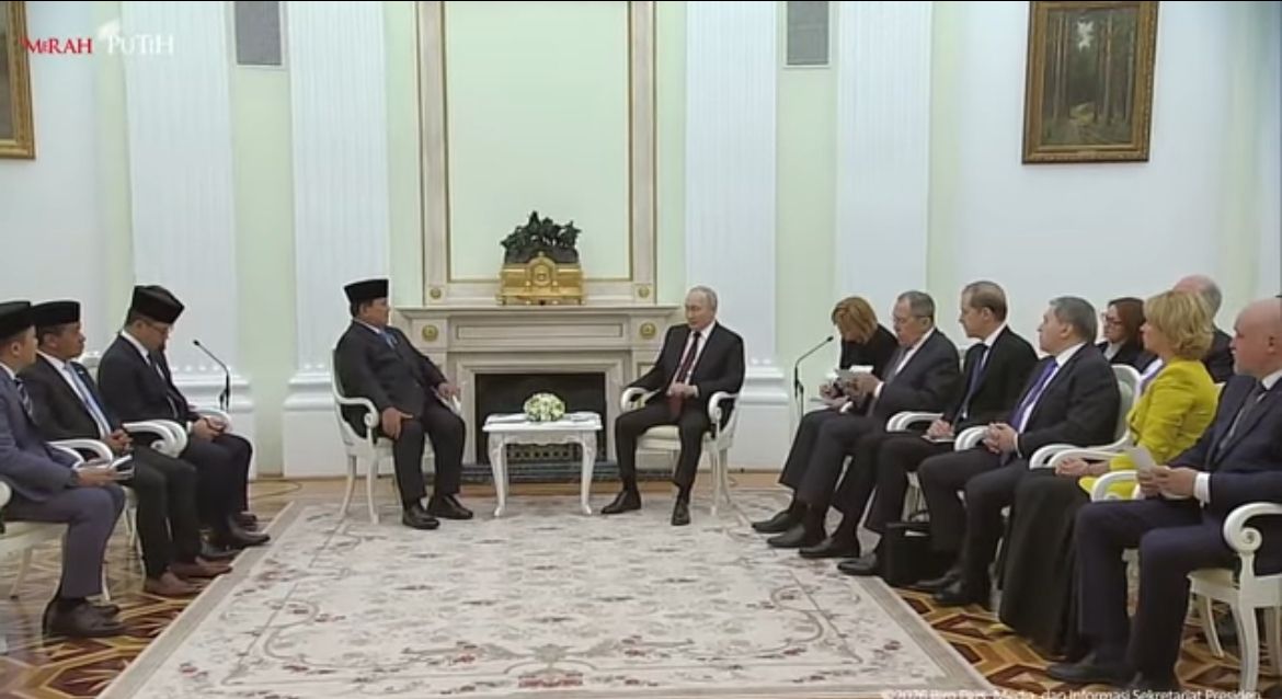 Presiden RI Prabowo Subianto dan Presiden Rusia Vladimir Putin <b>(Tangkapan Layar)</b>