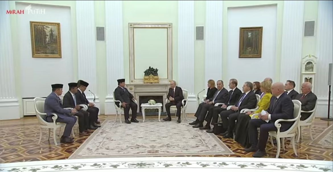 Presiden RI Prabowo Subianto dan Presiden Rusia Vladimir Putin <b>(Tangkapan Layar)</b>