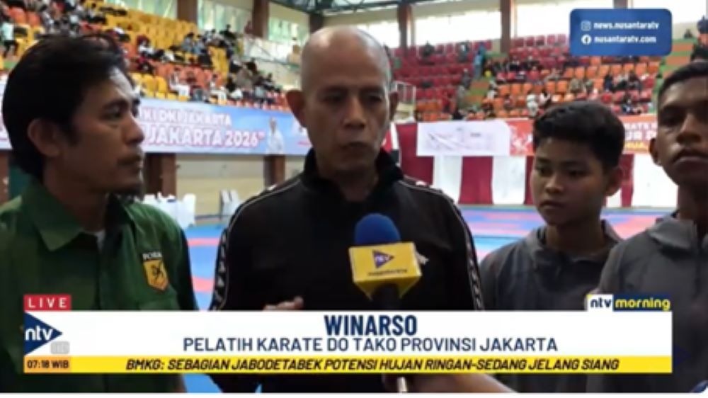 Pelatih Karate Do TAKO Provinsi Jakarta Winarso