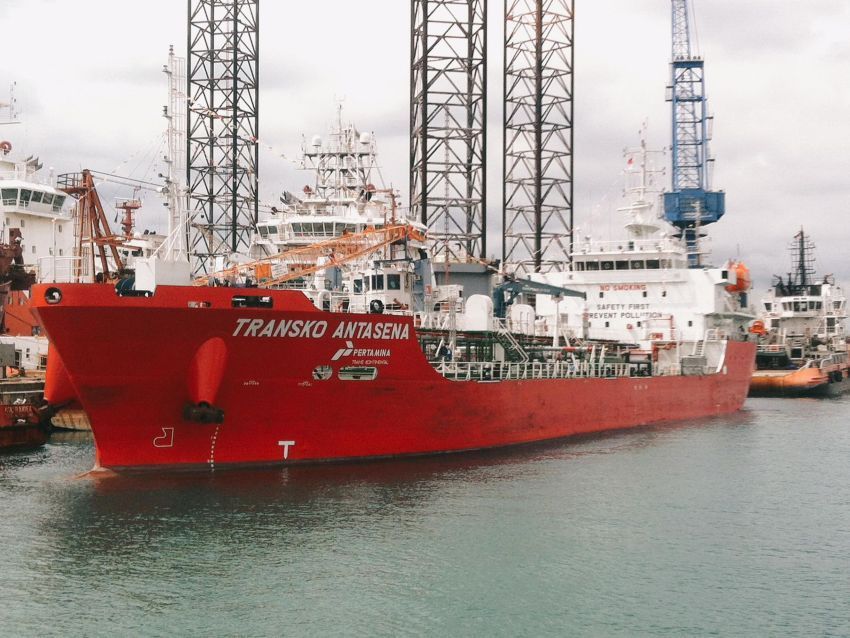 PT Pertamina Trans Kontinental (PTK) meraih Penghargaan Kerja Sama Industri dari Institut Transportasi dan Logistik (ITL) Trisakti dalam momentum Dies Natalis ke-56. (Foto: Dok/Istimewa) 