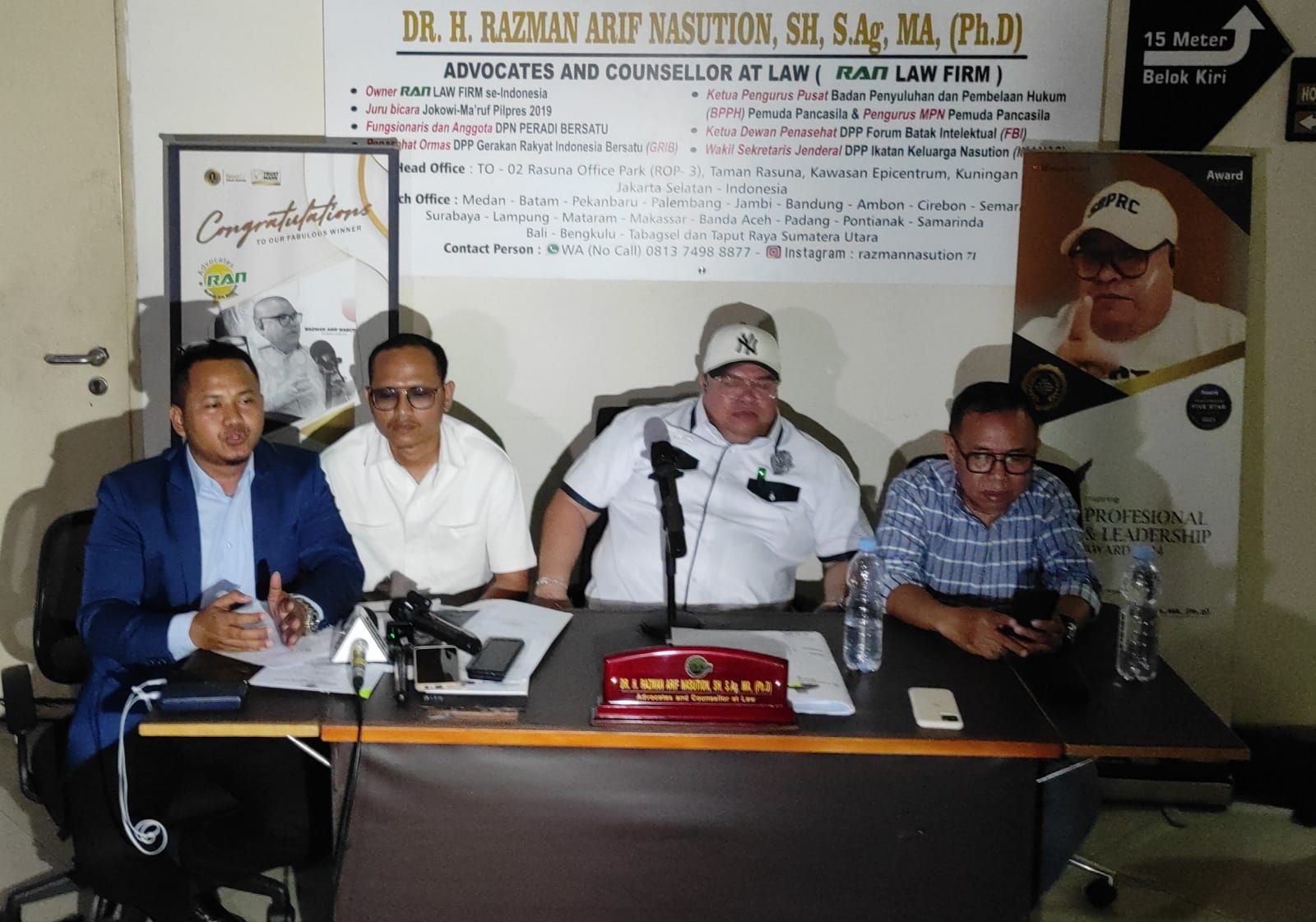 Content creator Bro Ron dilaporkan balik oleh eks rekannya. 