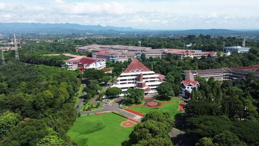 IPB University <b>(IPB)</b>