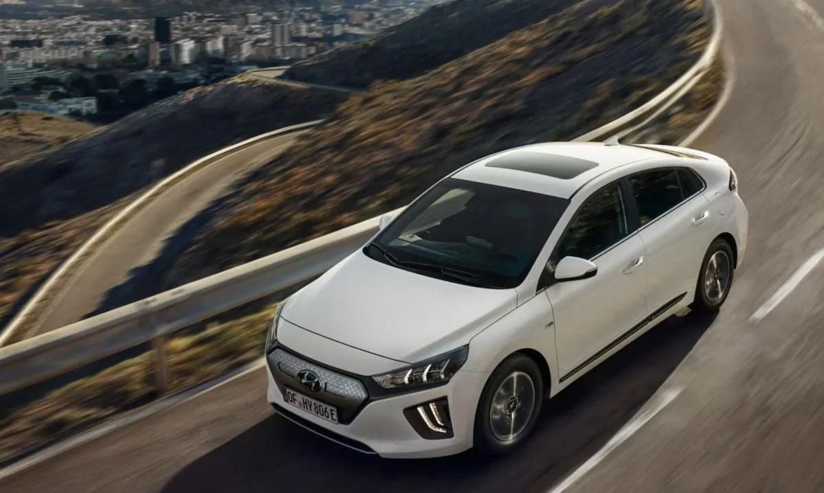 Hyundai Ioniq Electric. ANTARA/HO-hyundai <b>(Antara)</b>