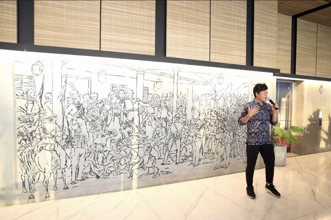 Melalui kolaborasi bersama Jakpro dan DKJ, hotel ini tidak hanya menjadi tempat menginap, tetapi juga ruang kolaboratif yang menghidupkan kembali narasi sejarah sang maestro di episentrum kreativitas Jakarta.  <b>(Istimewa)</b>