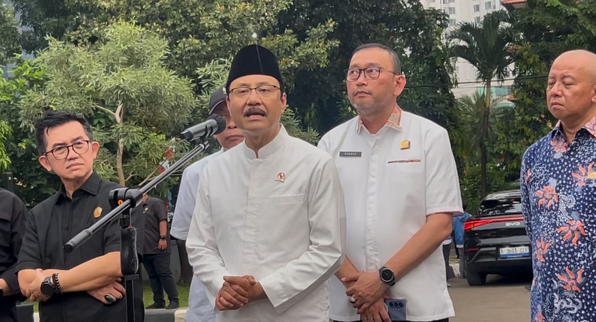 Menteri Sosial Saifullah Yusuf atau Gus Ipul meninjau langsung salah satu titik rintisan Sekolah Rakyat (SR)p <b>(NTVnews)</b>