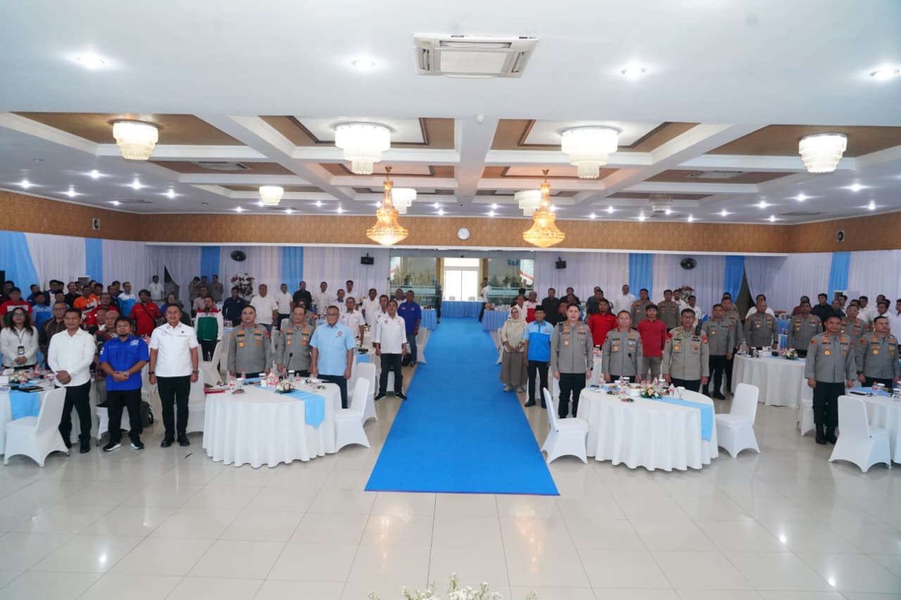 Polda Metro Jaya menggelar dialog dengan buruh.