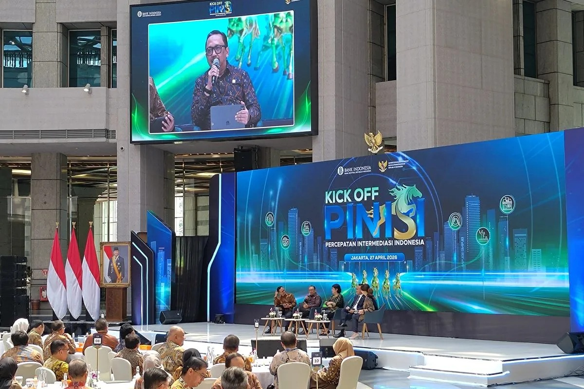 Wakil Menteri Keuangan Juda Agung menyampaikan paparan dalam sesi Policy Dialogue pada acara Kick Off Percepatan Intermediasi Indonesia (PINISI) di Kantor Pusat Bank Indonesia, Jakarta, Senin (27/4/2026). (ANTARA/Aria Ananda) <b>(Antara)</b>