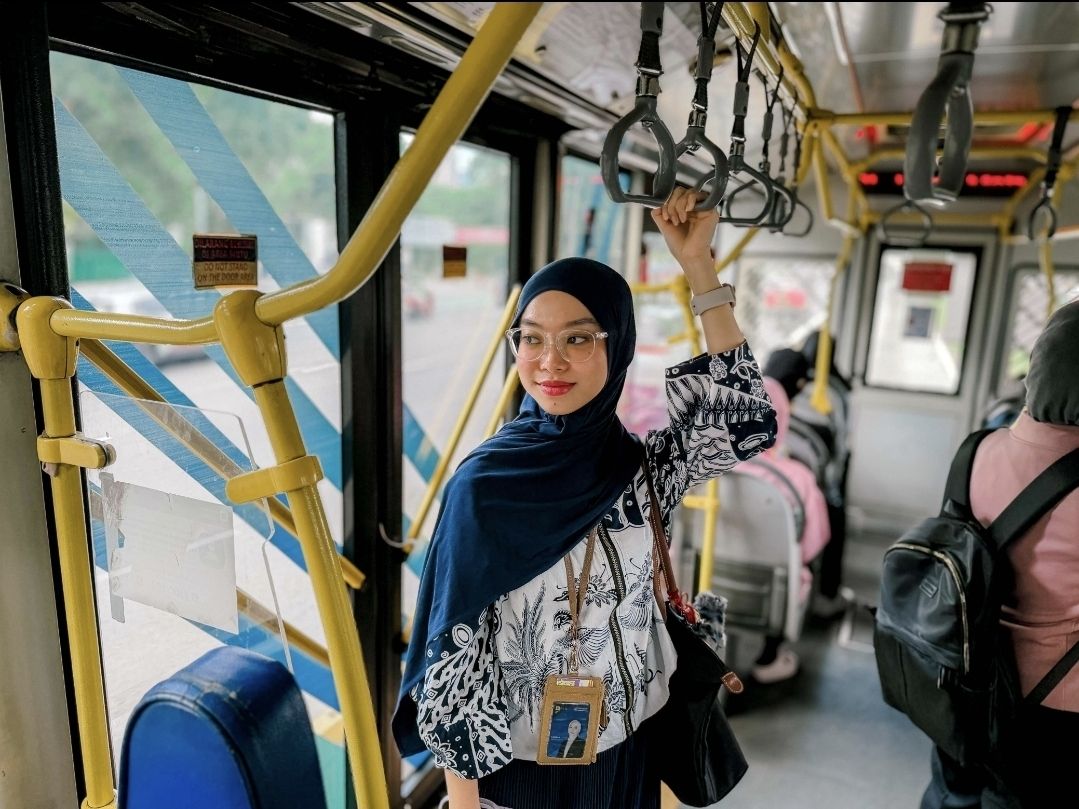 Melalui Clean Energy Day, pegawai PLN EPI beralih menggunakan transportasi ramah lingkungan setiap Jumat, pegawai juga diminta mencatat histori perjalanan guna mengukur penurunan emisi karbon dan efisiensi penggunaan bahan baka <b>(Istimewa)</b>