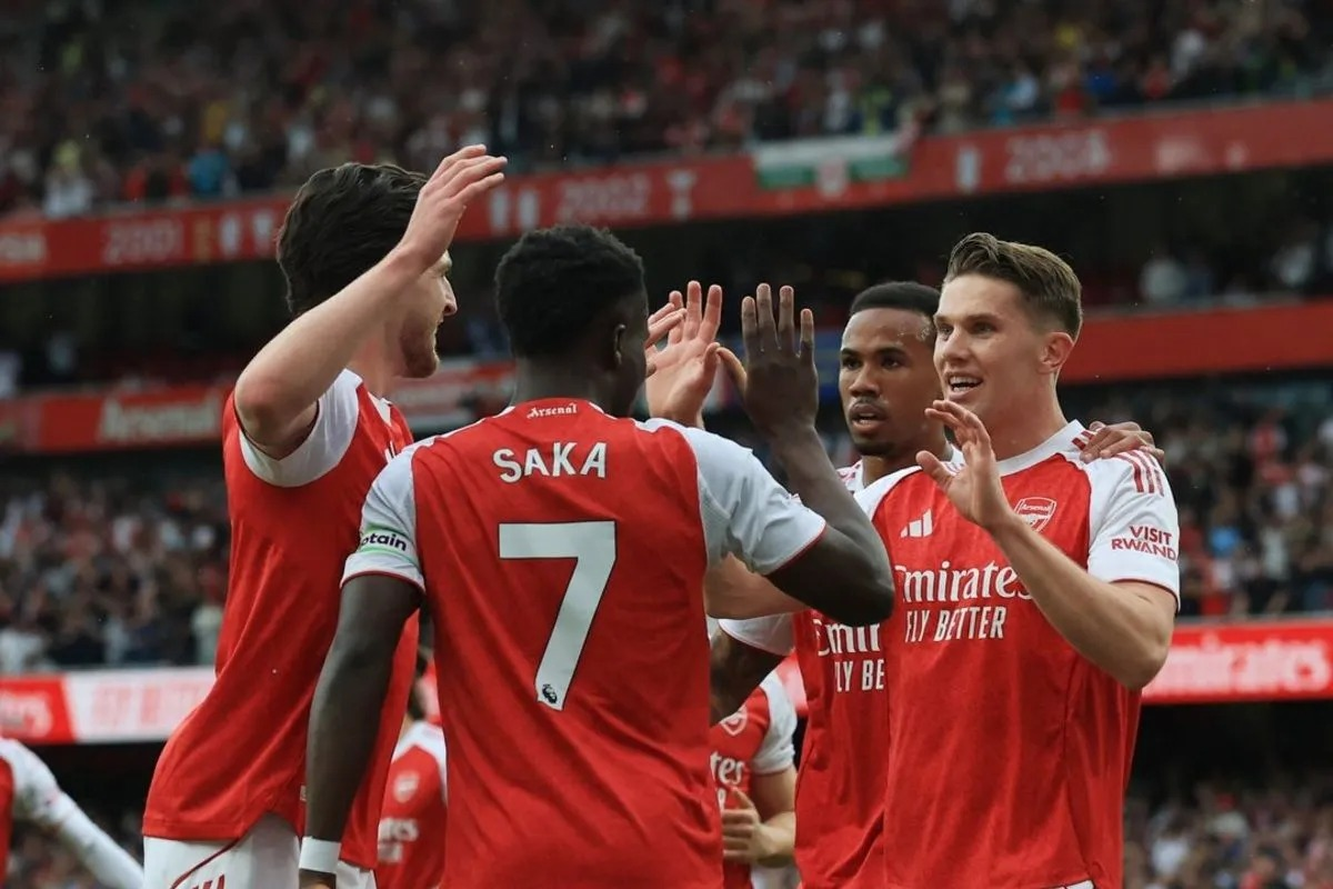 Para pemain Arsenal merayakan kemenangan 3-0 timnya atas Fulham pada laga lanjutan Liga Inggris 2025/2026 di Stadion Emirates, London, Sabtu (2/5/2026). (Arsenal) <b>(Antara)</b>